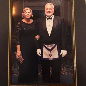 Meet your Posher, Cheri